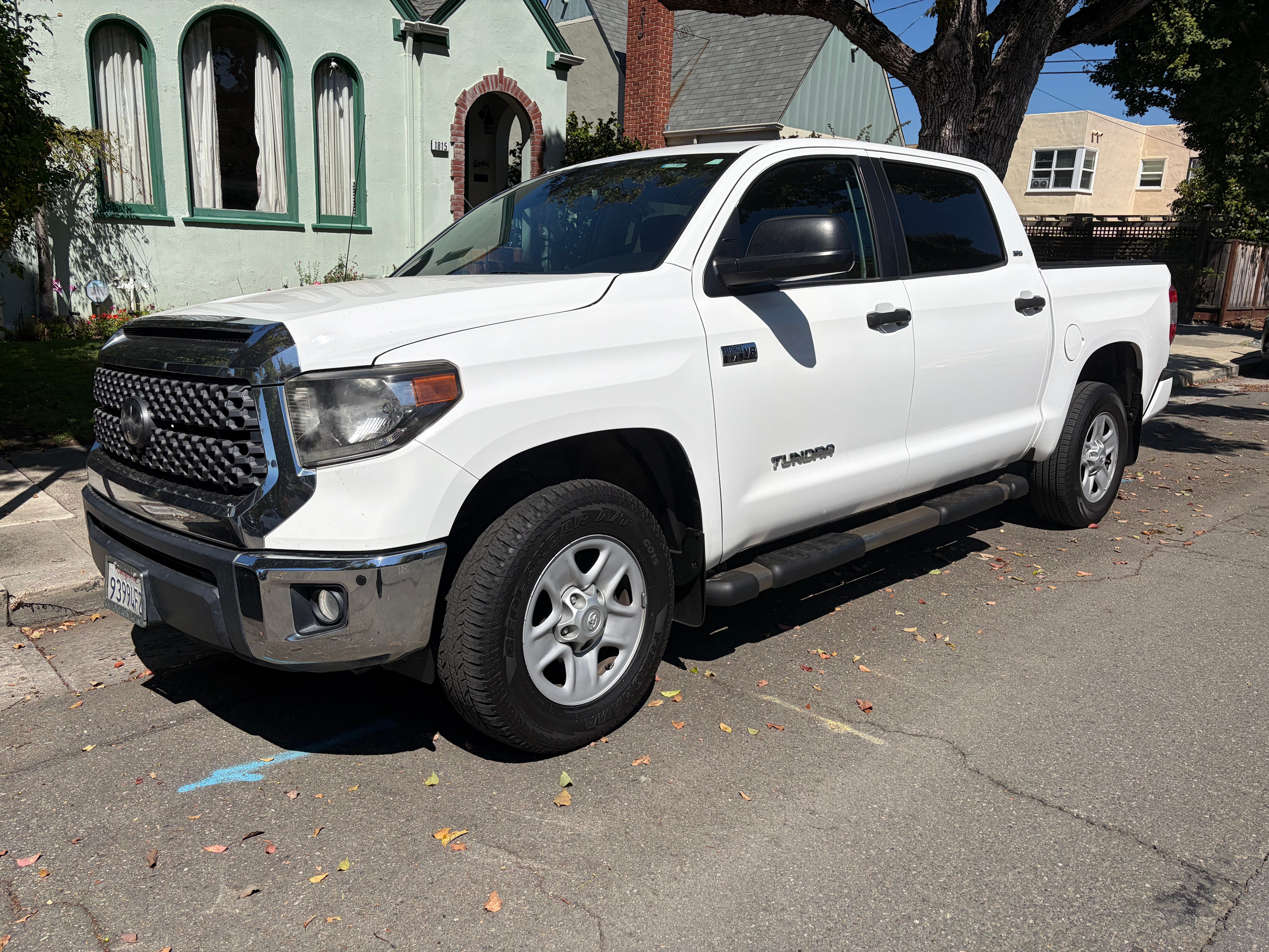 Used 2018 Toyota Tundra SR5 w/ SR5 Upgrade Package AWD/4WD image 9
