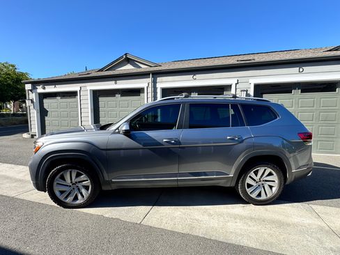 Used 2021 Volkswagen Atlas SEL AWD/4WD image 1