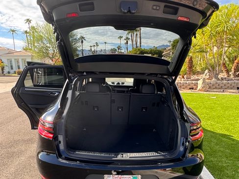 Used 2017 Porsche Macan S AWD/4WD image 21