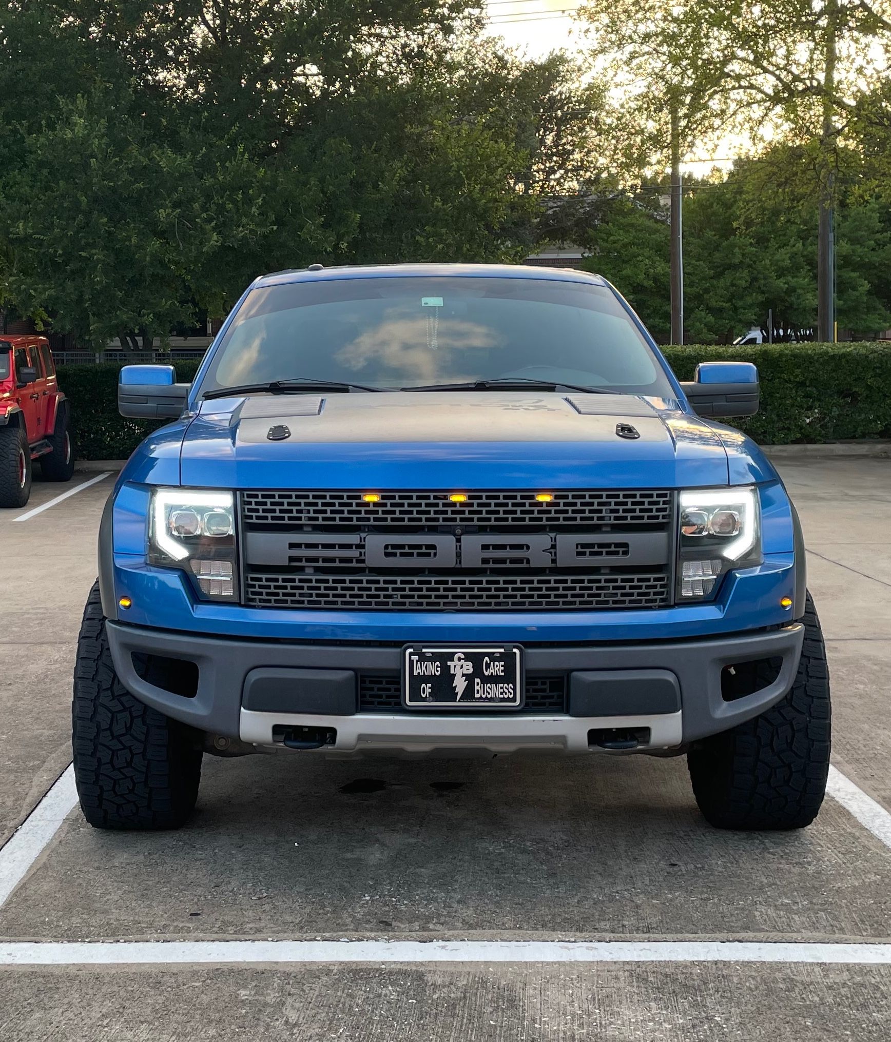 Used 2012 Ford F150 Raptor w/ Raptor Luxury Pkg AWD/4WD image 2