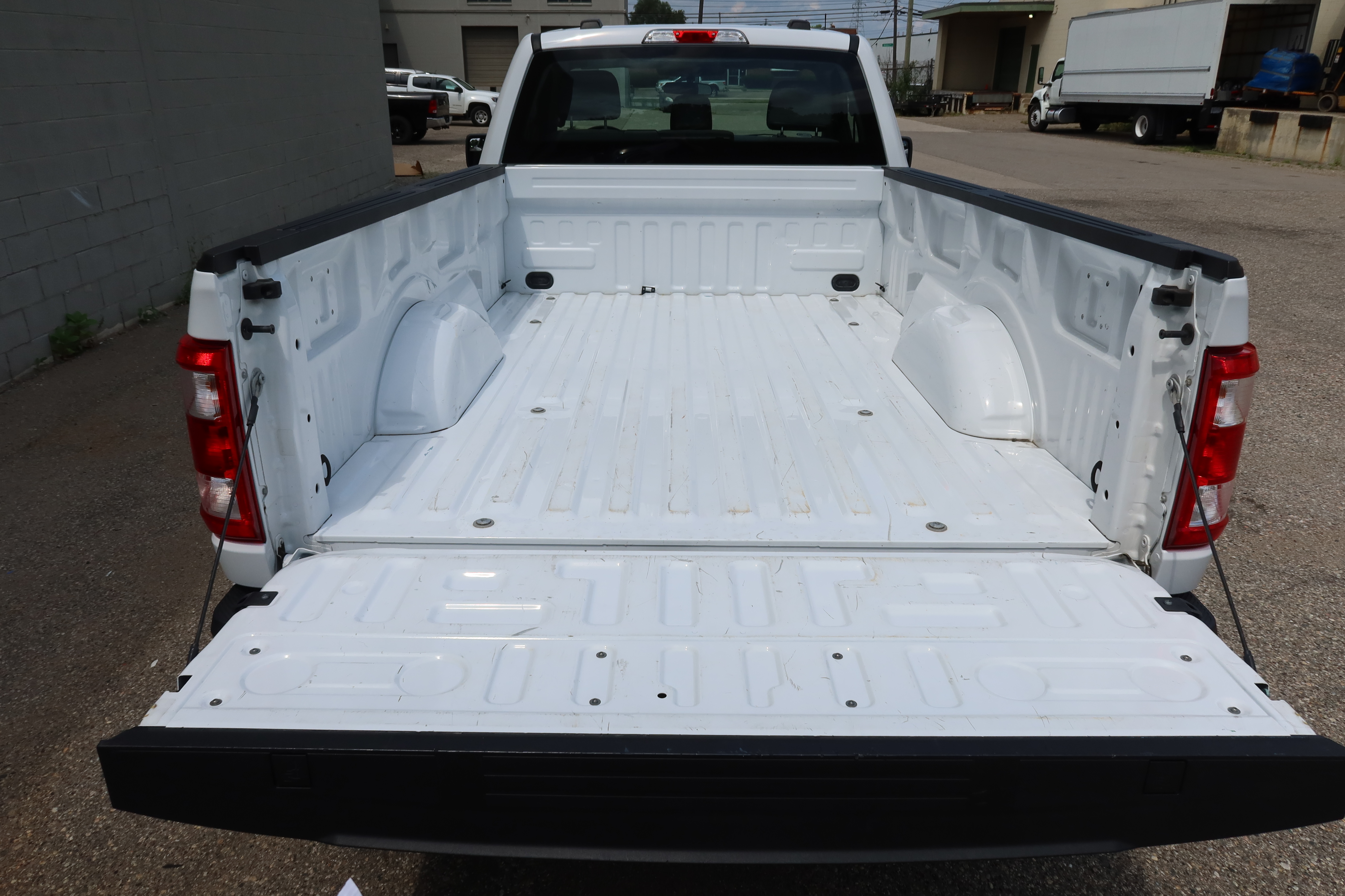 Used 2022 Ford F150 XL w/ Equipment Group 101A High RWD image 15