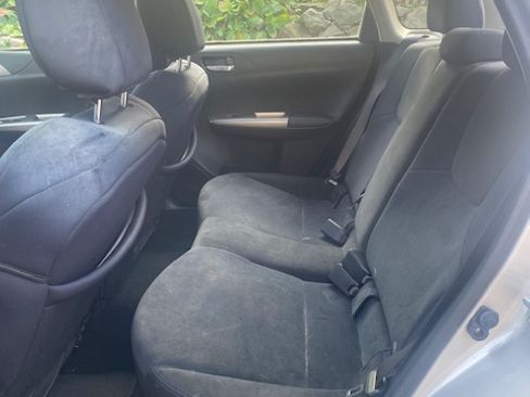 Used 2010 Subaru Impreza 2.5i Premium image 10