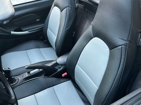 Used 2004 Porsche Boxster S RWD image 11