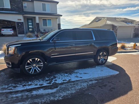 Used 2019 GMC Yukon XL Denali w/ Denali Ultimate Package image 13