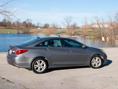 Used 2011 Hyundai Sonata Limited w/ Navigation Pkg 5