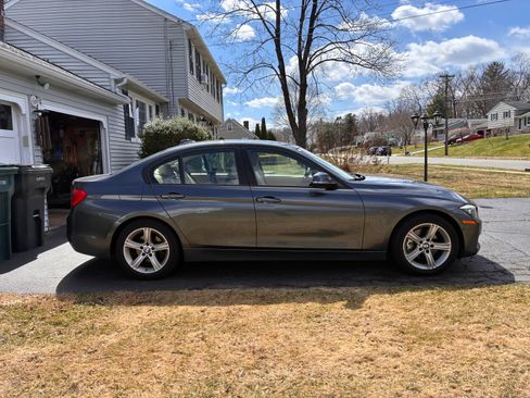 Used 2013 BMW 328i xDrive Sedan image 2