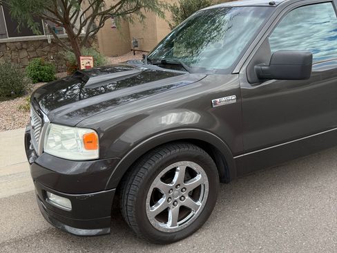 Used 2005 Ford F150 Lariat image 10