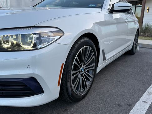Used 2019 BMW 530i w/ Convenience Package image 13