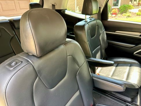 Used 2020 Kia Telluride S image 14