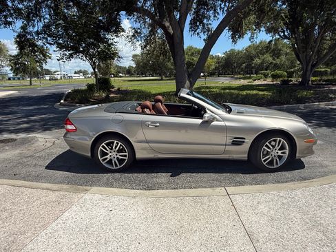 Used 2007 Mercedes-Benz SL 550 image 8