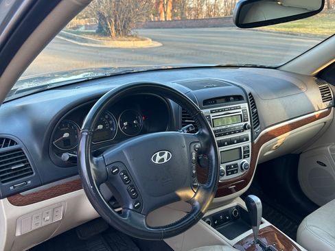 Used 2008 Hyundai Santa Fe SE image 12