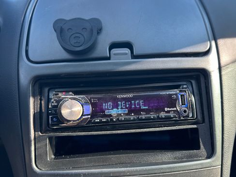 Used 2005 Toyota Celica GT image 6