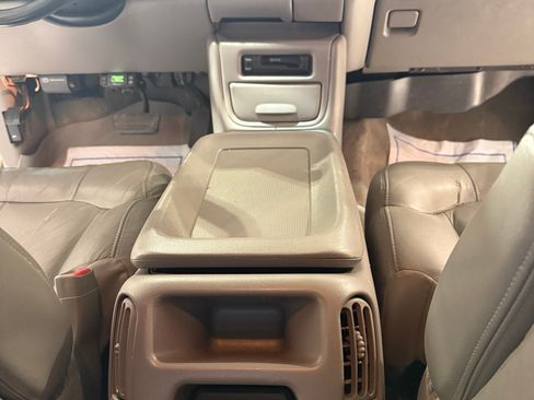 Used 2002 Chevrolet Silverado 3500 LT w/ Off-Road Skid Plate Pkg image 13