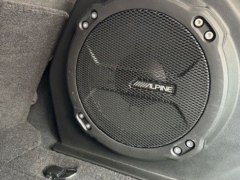 Used 2024 Jeep Wrangler Unlimited Rubicon w/ XTREMEE 35" Tire Package image 22