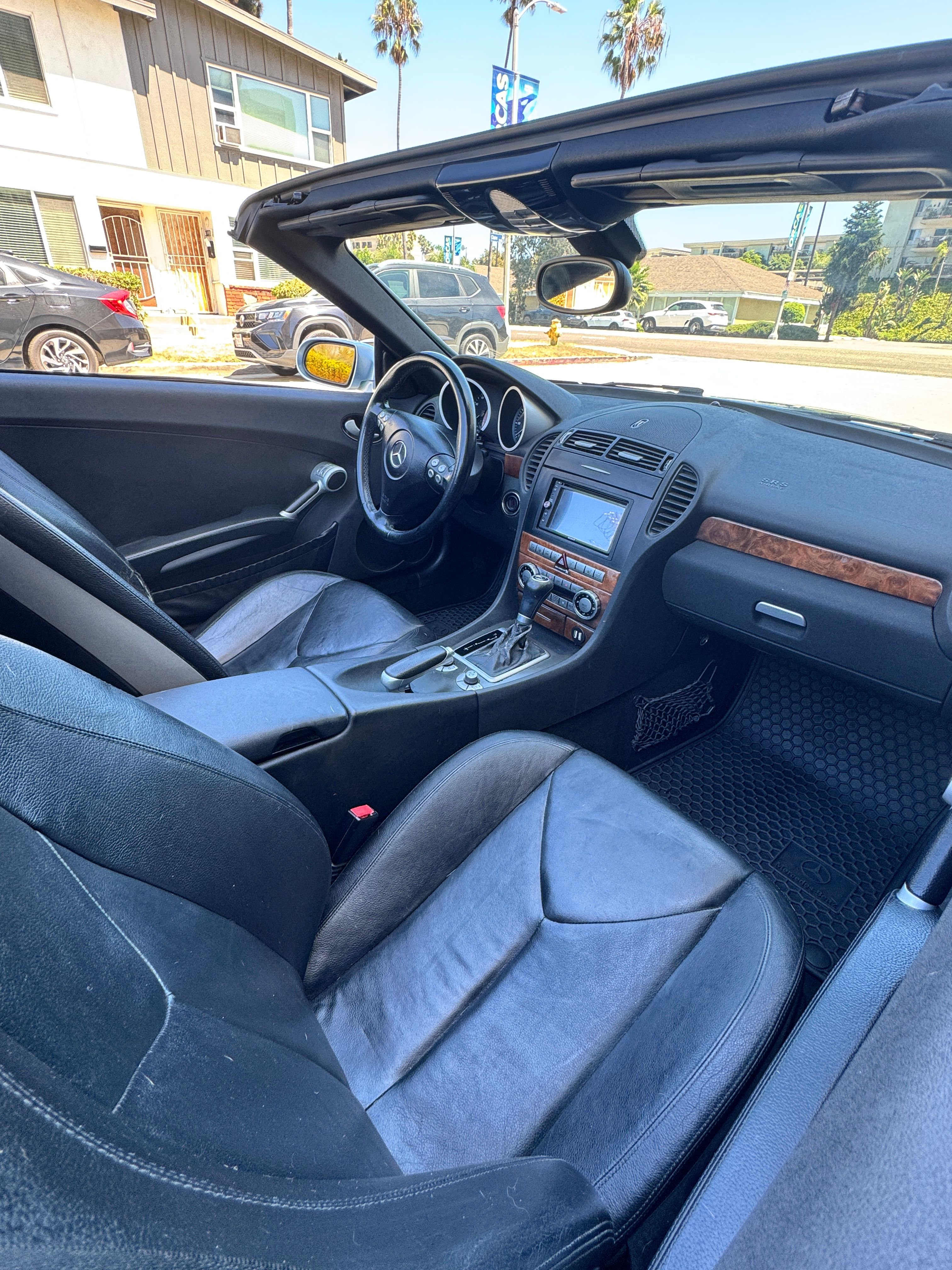Used 2005 Mercedes-Benz SLK 350 image 6