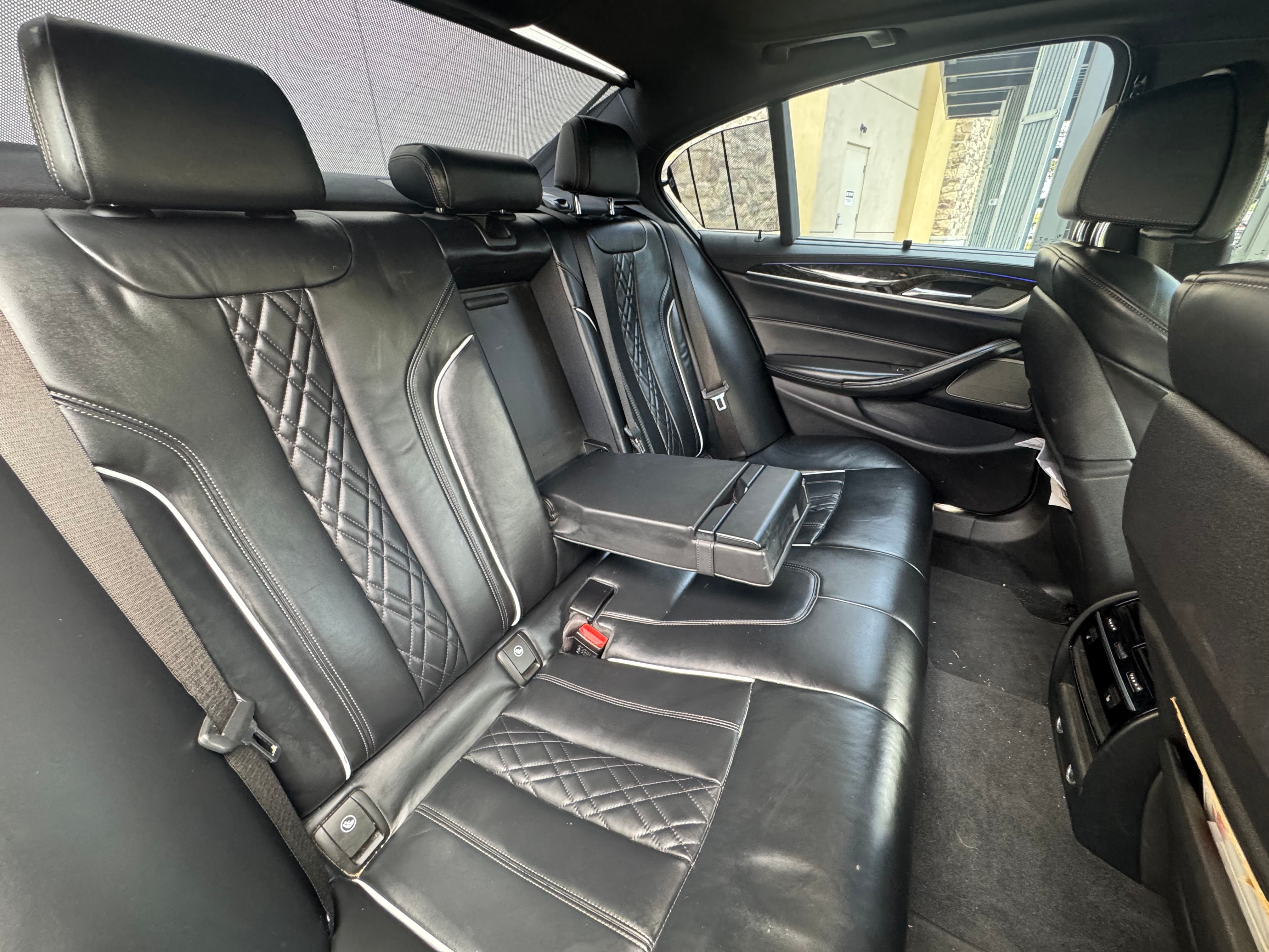 Used 2018 BMW M550i xDrive AWD/4WD image 16