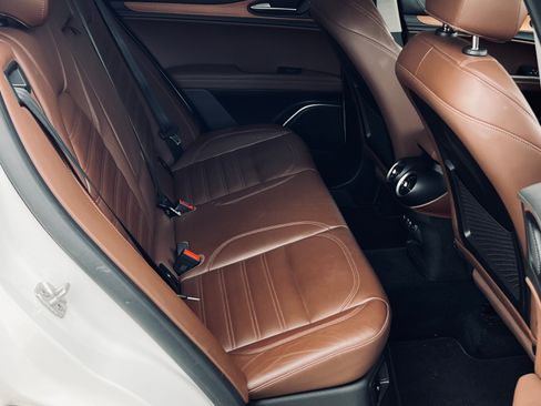 Used 2019 Alfa Romeo Stelvio Ti Lusso w/ Quick Order Package 22X Lusso image 20