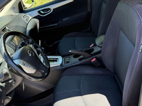 Used 2015 Nissan Sentra SR FWD image 5
