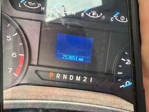 Used 2018 Ford F350 XL w/ Power Equipment Group AWD/4WD image 12