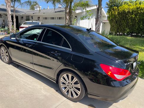 Used 2018 Mercedes-Benz CLA 250 250 Coupe 4D image 4