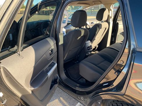 Used 2013 Ford Edge SE image 10