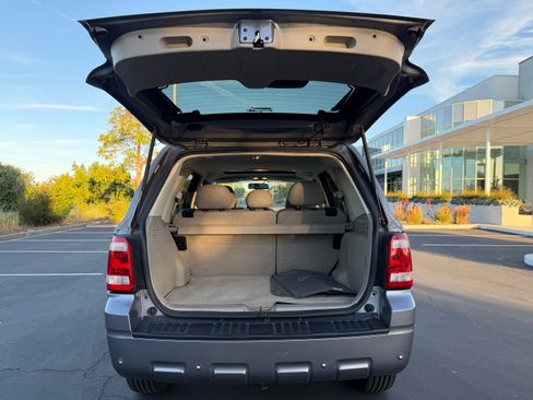 Used 2008 Ford Escape 2WD Hybrid image 5