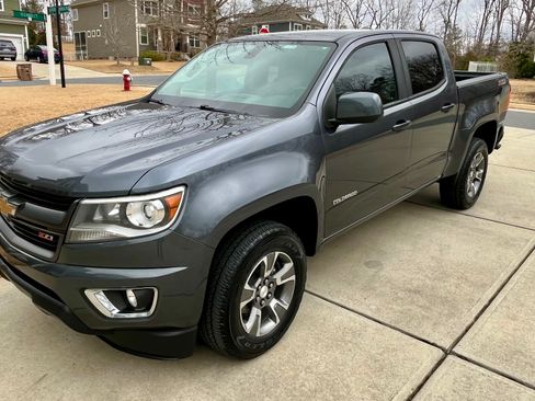 Used 2017 Chevrolet Colorado Z71 image 1