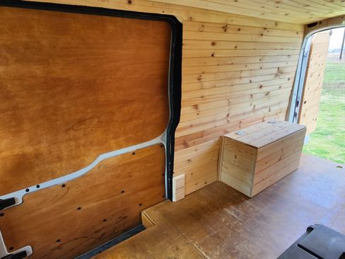 Used 2017 Ford Transit 250 148 Medium Roof image 11