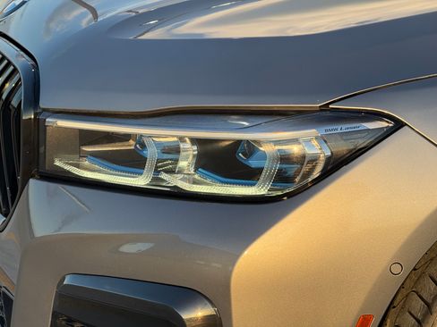 Used 2020 BMW M760i xDrive w/ Luxury Rear Seating Package image 26