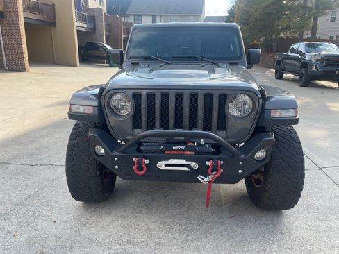 Used 2019 Jeep Wrangler Rubicon image 2