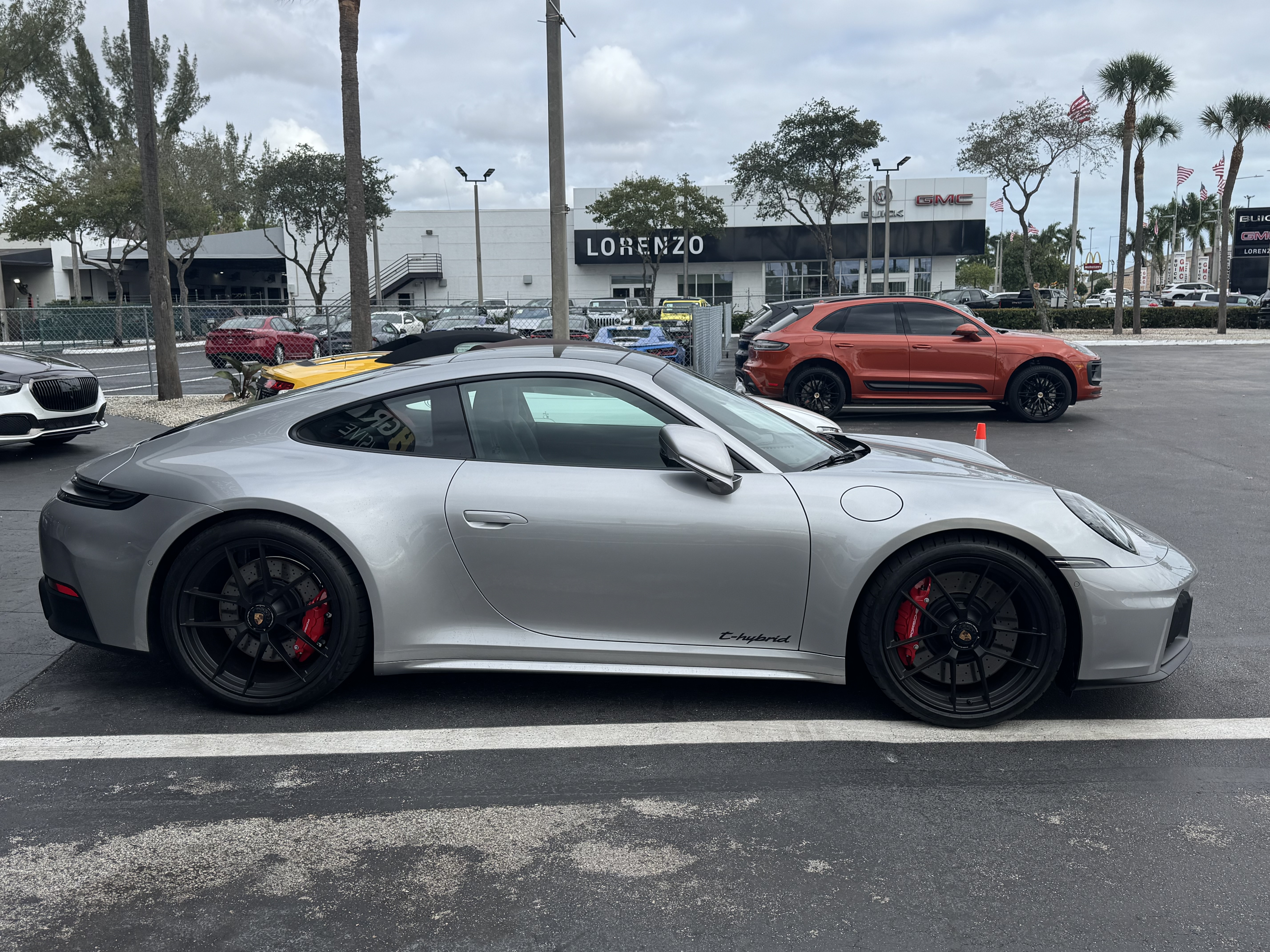 Used 2026 Porsche 911 GTS image 19