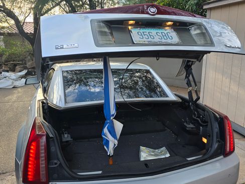 Used 2009 Cadillac XLR image 8