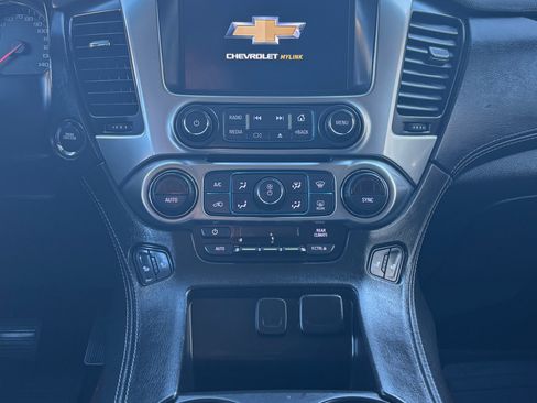 Used 2018 Chevrolet Suburban LT AWD/4WD image 9
