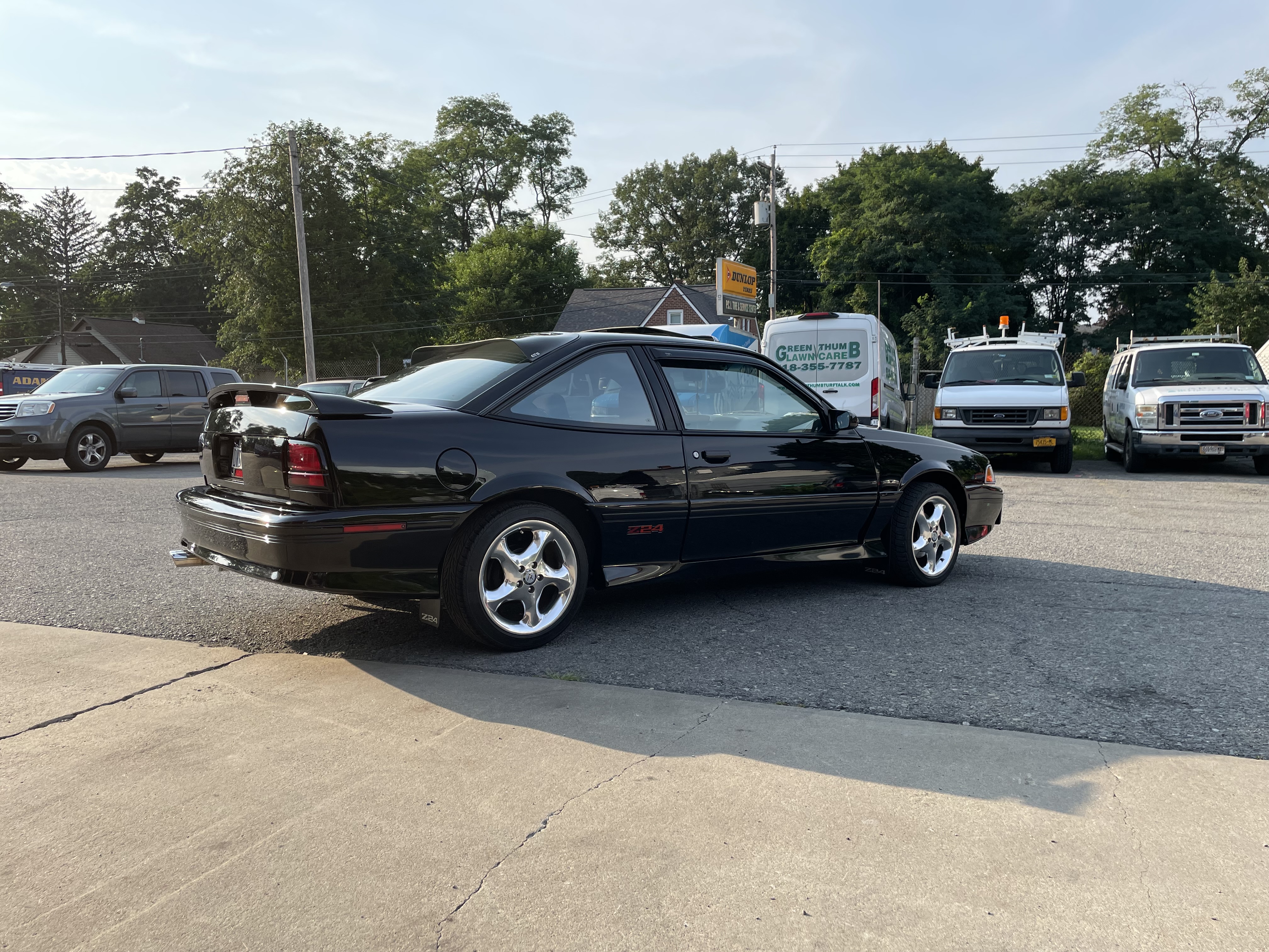Used 1992 Chevrolet Cavalier Z24 FWD image 5