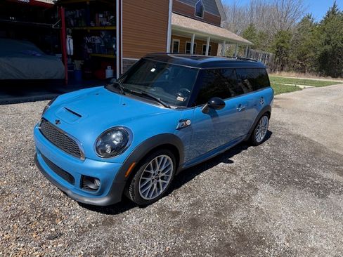 Used 2013 MINI Cooper Clubman S FWD image 2