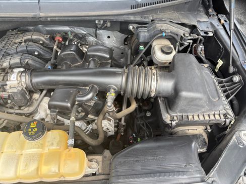 Used 2020 Ford F150 XL w/ Equipment Group 101A Mid AWD/4WD image 15