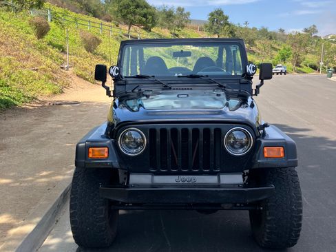 Used 2000 Jeep Wrangler Sport AWD/4WD image 4