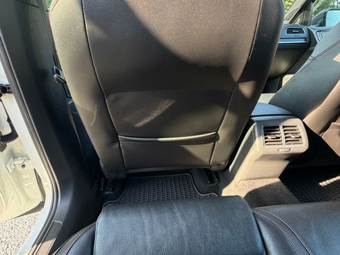 Used 2017 Volkswagen GTI Autobahn FWD image 22