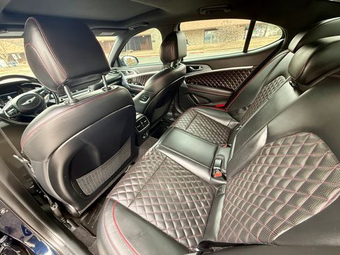 Used 2019 Genesis G70 3.3T Advanced w/ Sport Package RWD image 7