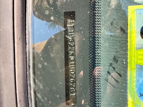 Used 2001 Toyota Camry LE image 16