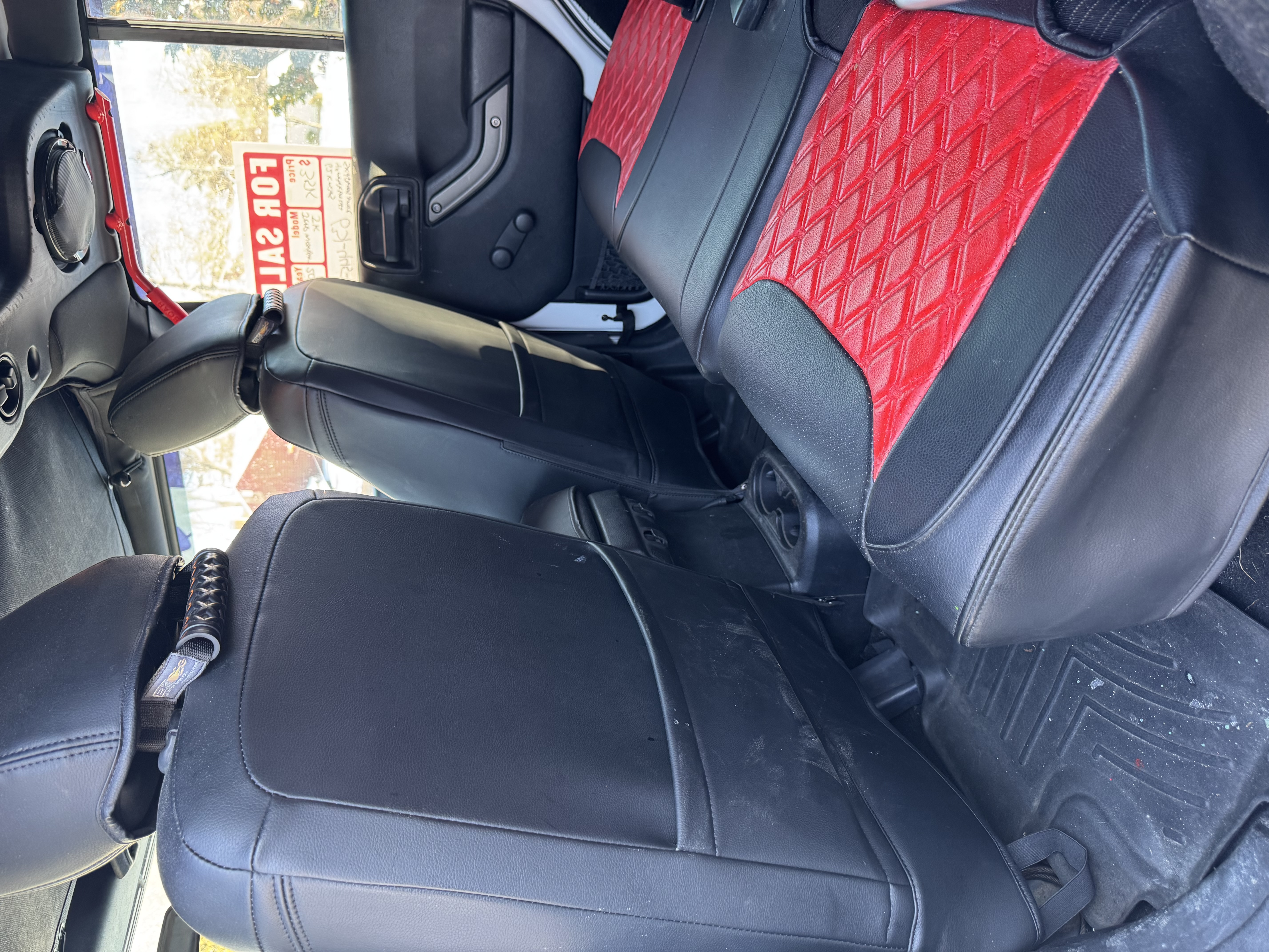 Used 2012 Jeep Wrangler Unlimited Sport AWD/4WD image 16