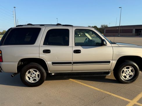 Used 2005 Chevrolet Tahoe 4WD image 4