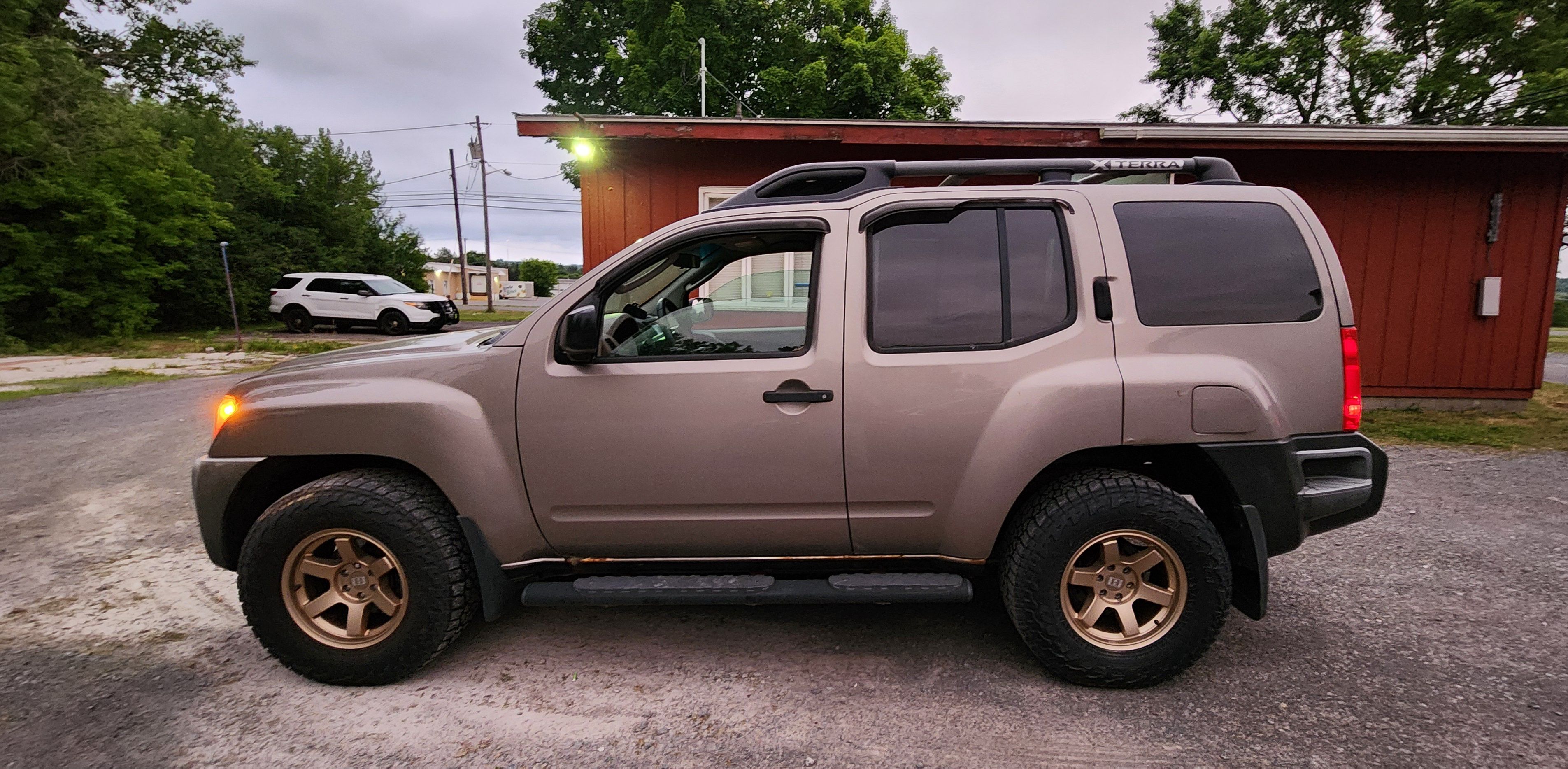 Used 2008 Nissan Xterra S w/ Tow Pkg AWD/4WD image 13