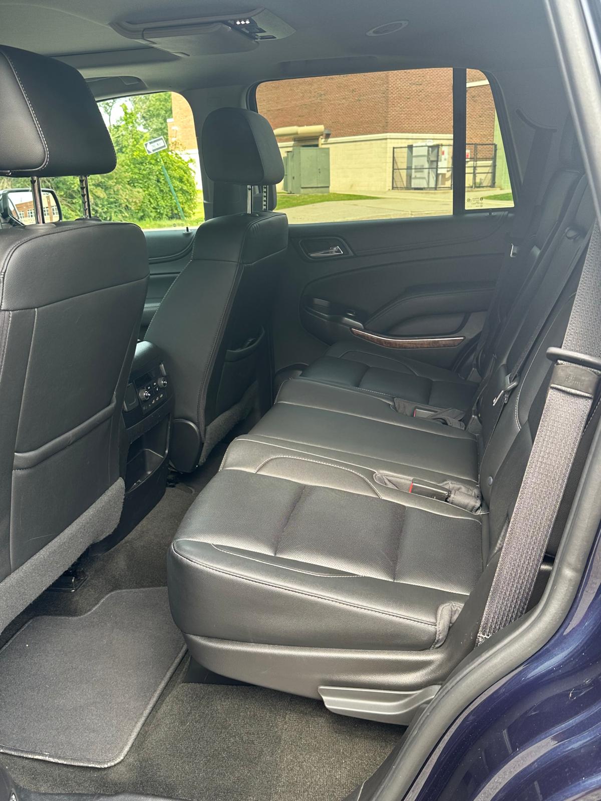 Used 2018 Chevrolet Tahoe Premier AWD/4WD image 24