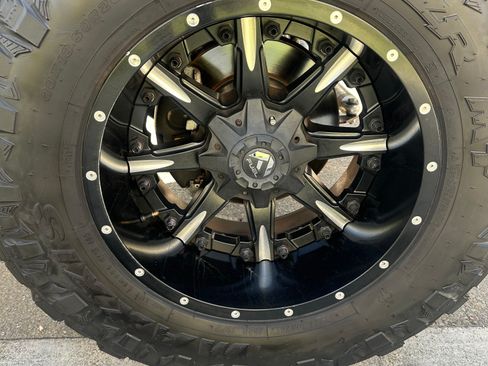 Used 2014 Ford F250 Platinum w/ FX4 Off-Road Package image 13