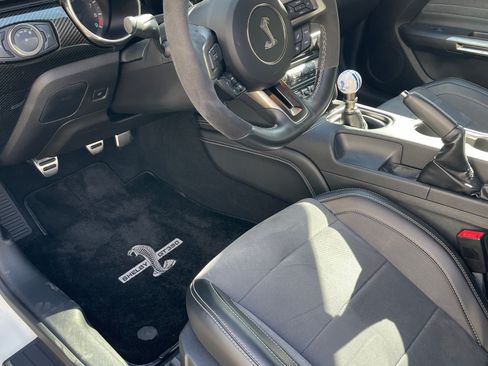 Used 2020 Ford Mustang Shelby GT350 w/ Technology Package image 15