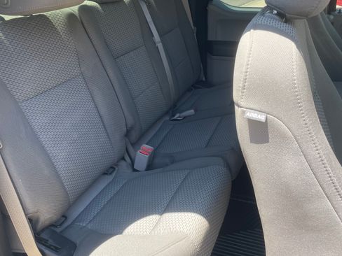 Used 2017 Ford F150 XLT AWD/4WD image 6