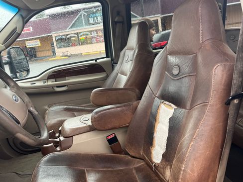 Used 2003 Ford F250 King Ranch image 18