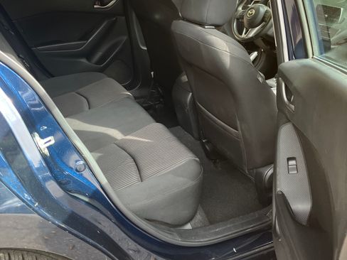 Used 2014 MAZDA MAZDA3 i Touring image 8