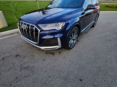 Used 2022 Audi SQ7 Prestige w/ Prestige Package AWD/4WD image 1